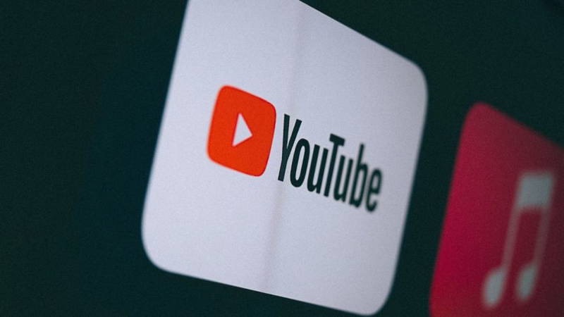 YouTube to Automatically Detect and Flag AI Content