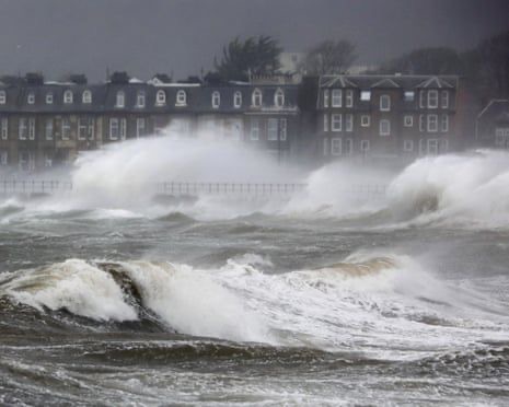 Storm Floris Disrupts All London Train Services as Weather Warnings Escalate